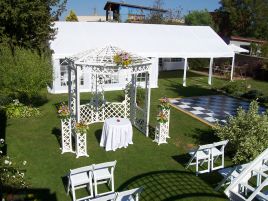 Svatba a obřad na vlastní zahradě